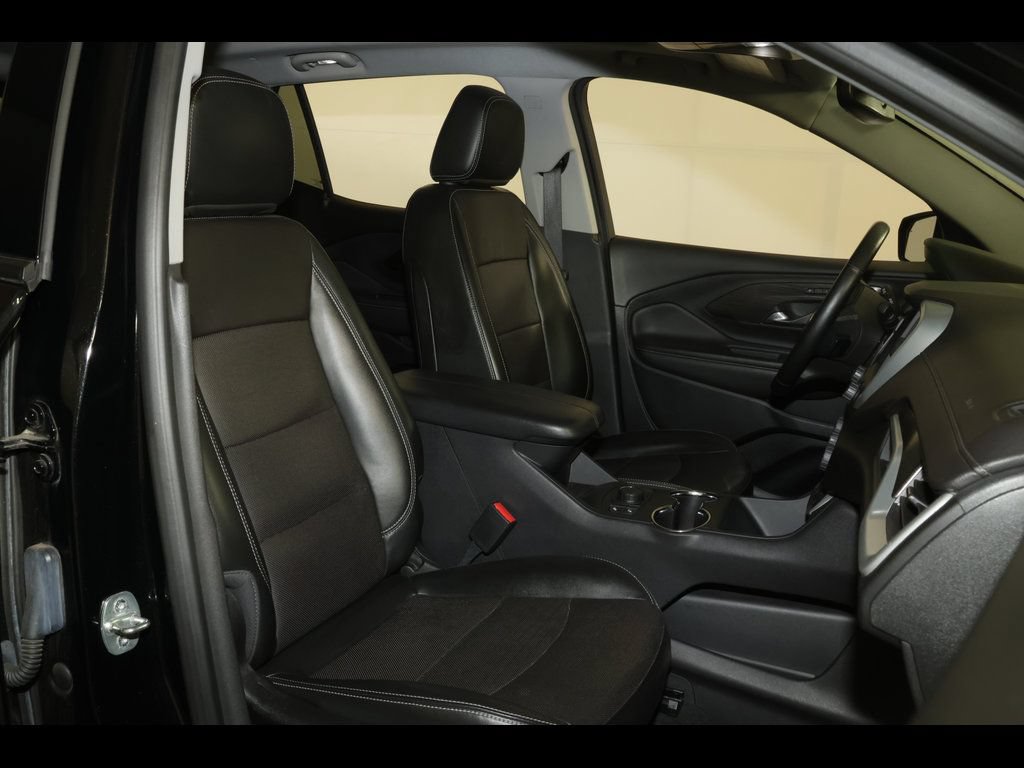 Used 2023 GMC Terrain SLT w/ Elevation Edition AWD/4WD image 29