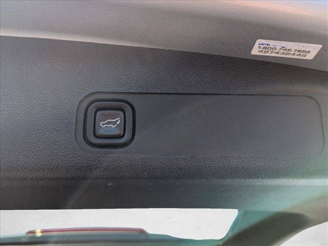 Used 2013 Chevrolet Suburban LTZ RWD image 11