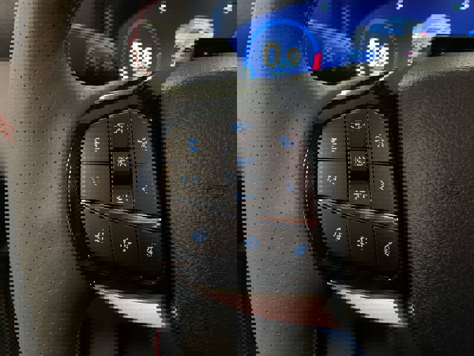 New 2026 Ford Explorer ST-Line w/ ST-Line Street Pack image 20