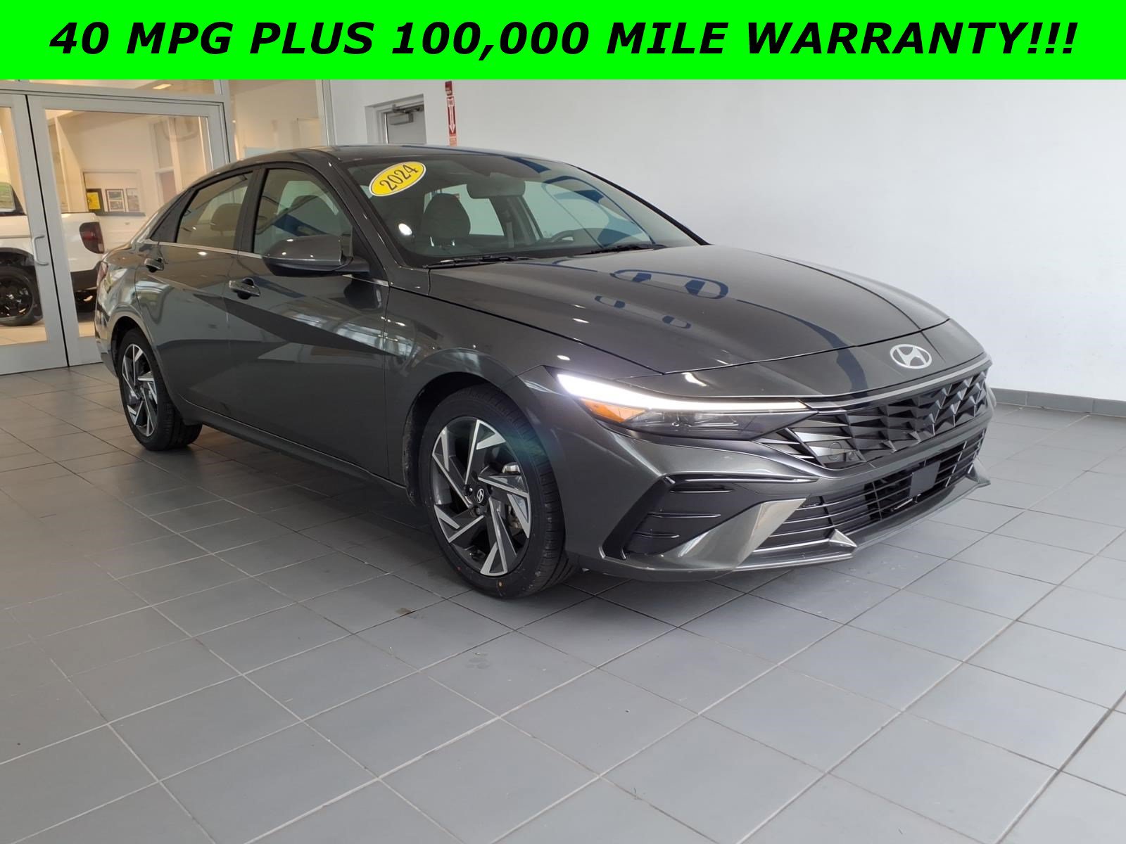 Certified 2024 Hyundai Elantra SEL w/ Convenience Package FWD image 1