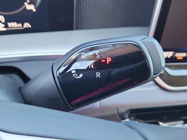 New 2026 Volkswagen Tiguan SE image 13