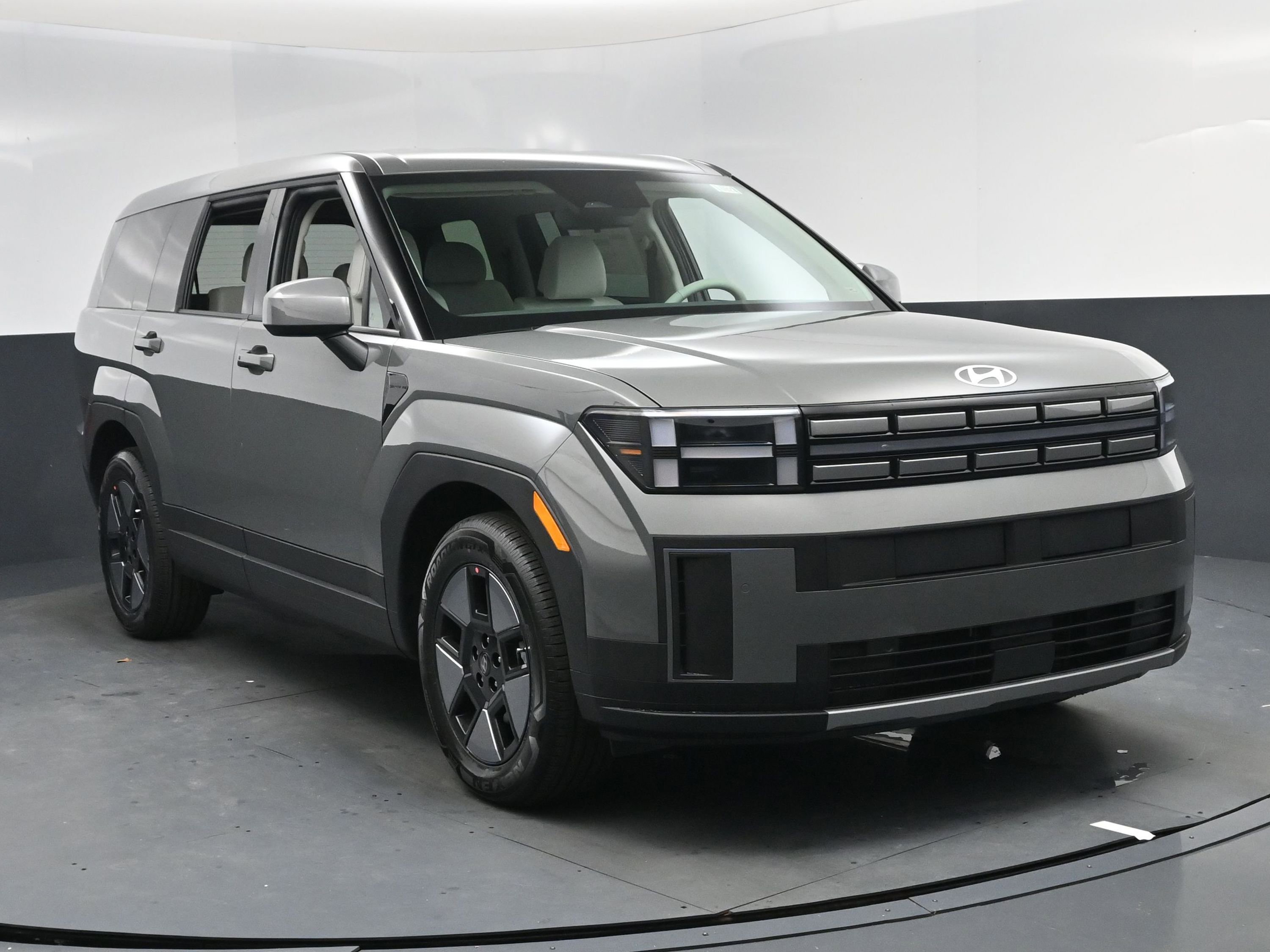 New 2026 Hyundai Santa Fe SE image 8