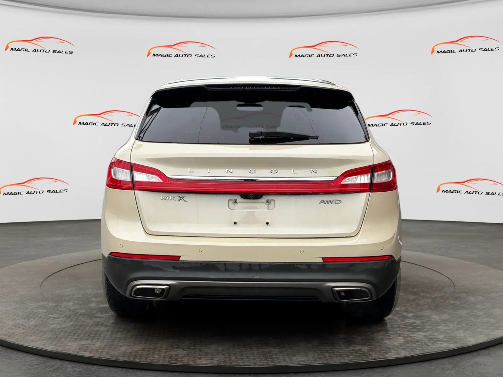 Used 2018 Lincoln MKX Select w/ Select Plus Package image 43