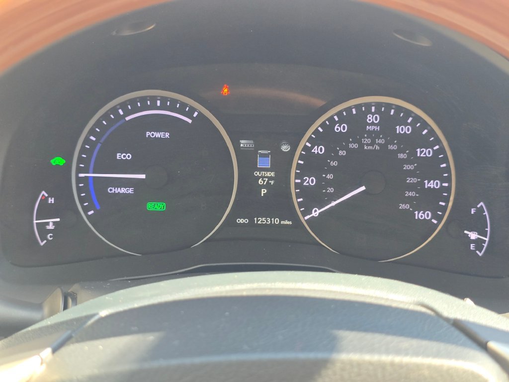 Used 2015 Lexus ES 300h w/ Navigation System Package FWD image 22