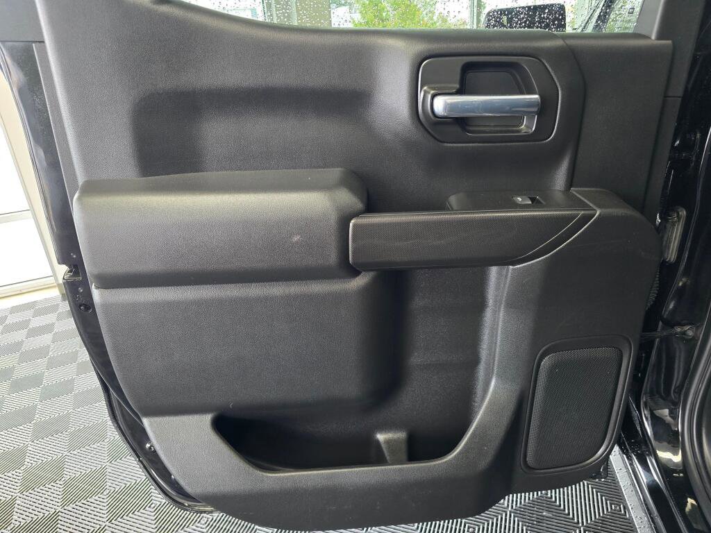 Used 2020 Chevrolet Silverado 1500 Custom Trail Boss w/ Custom Convenience Package image 36