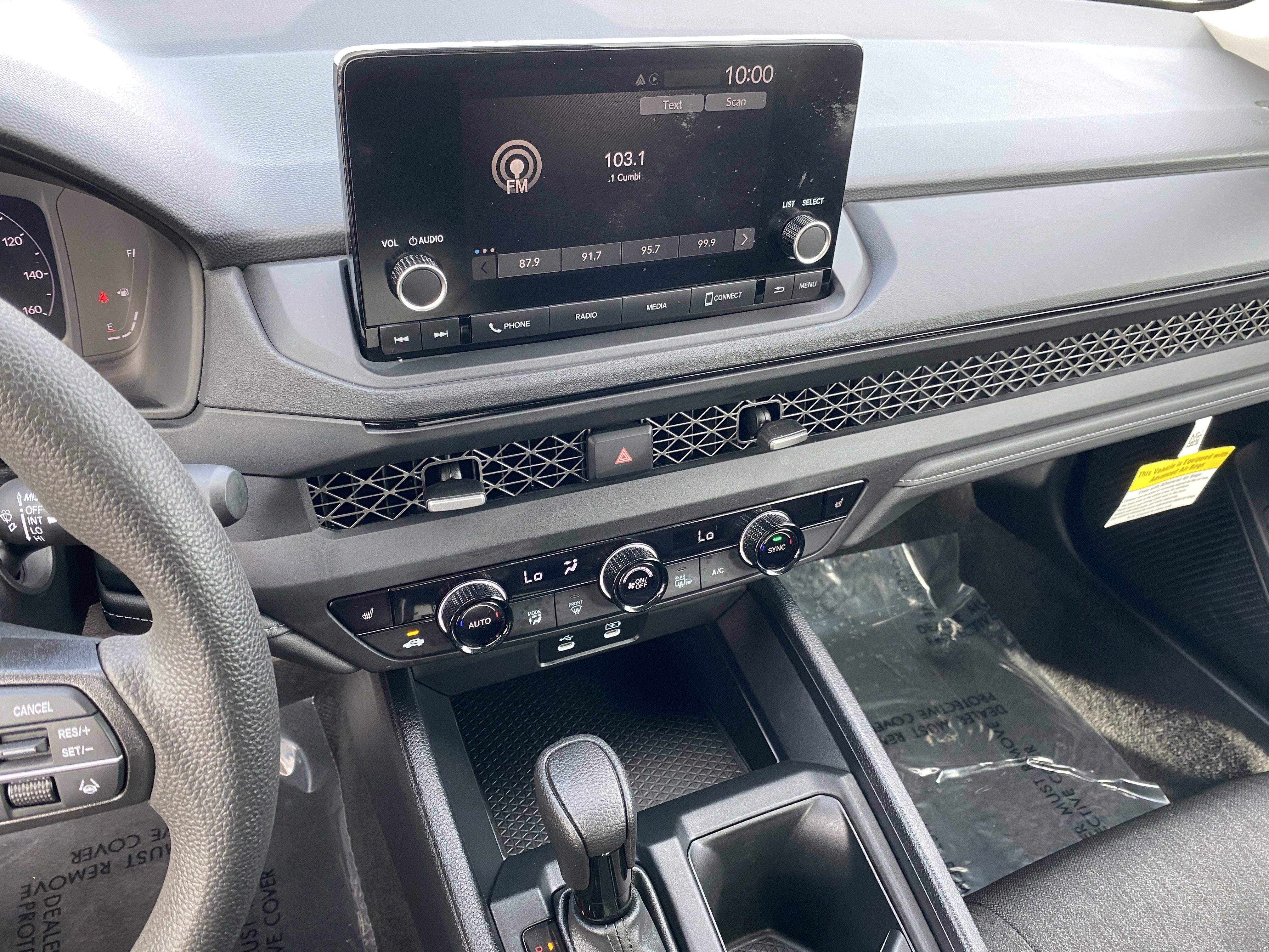 Certified 2025 Honda Accord SE image 19