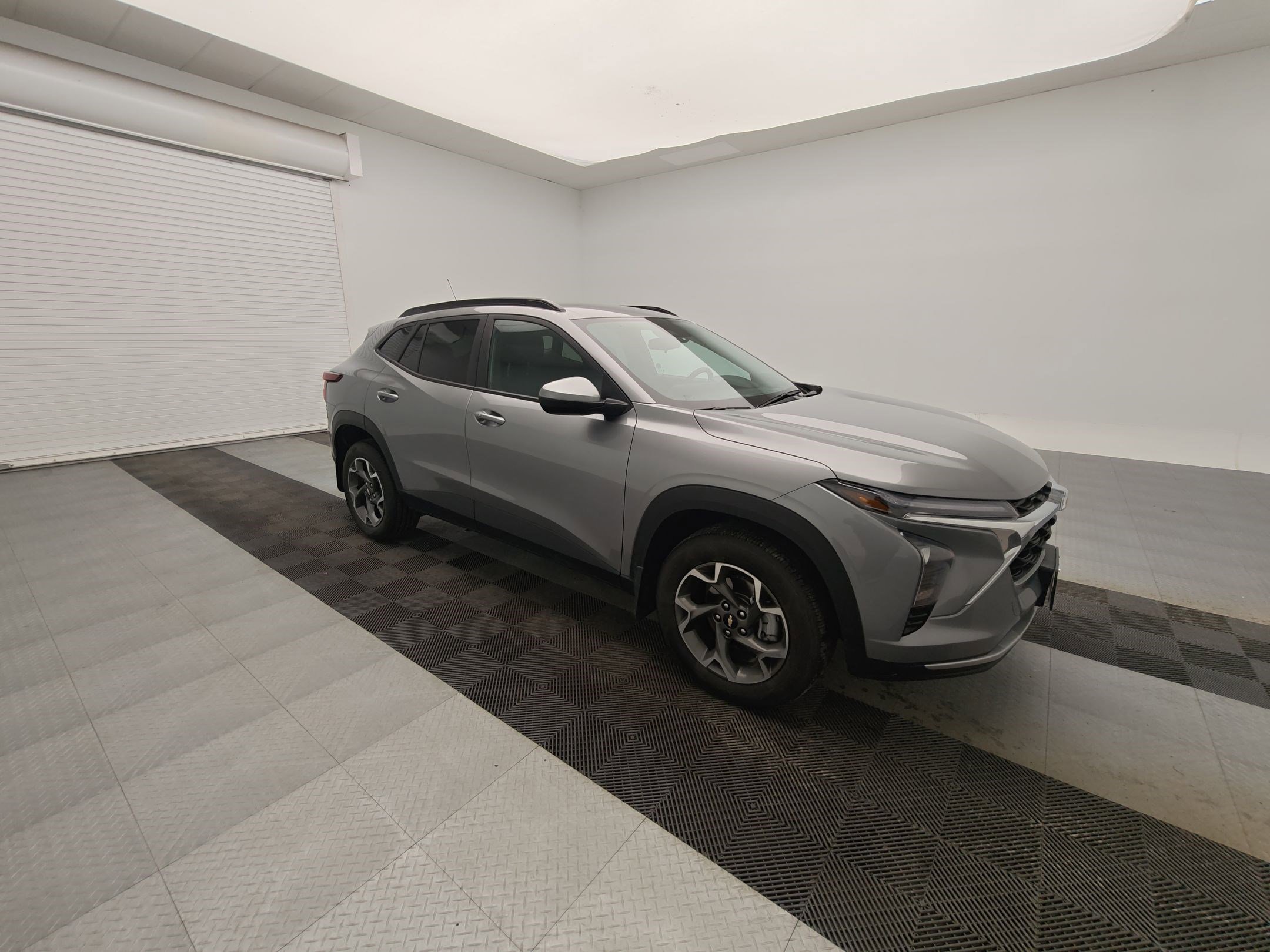 Certified 2024 Chevrolet Trax LT w/ Driver Confidence Package image 7