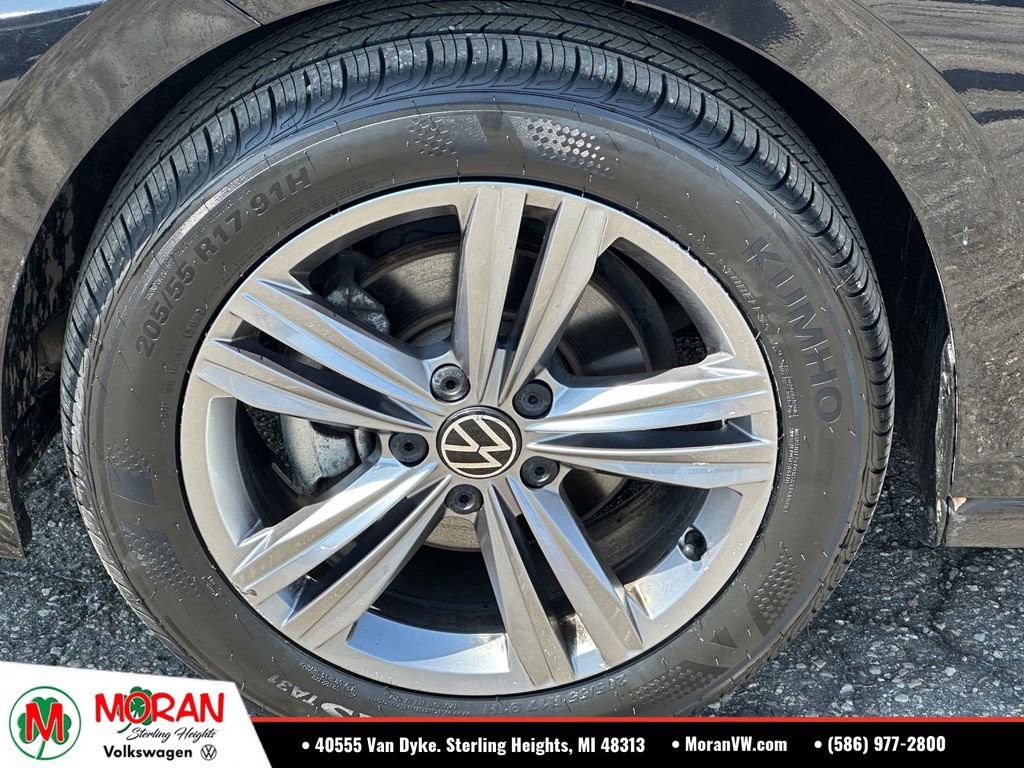 Certified 2023 Volkswagen Jetta SE FWD image 9