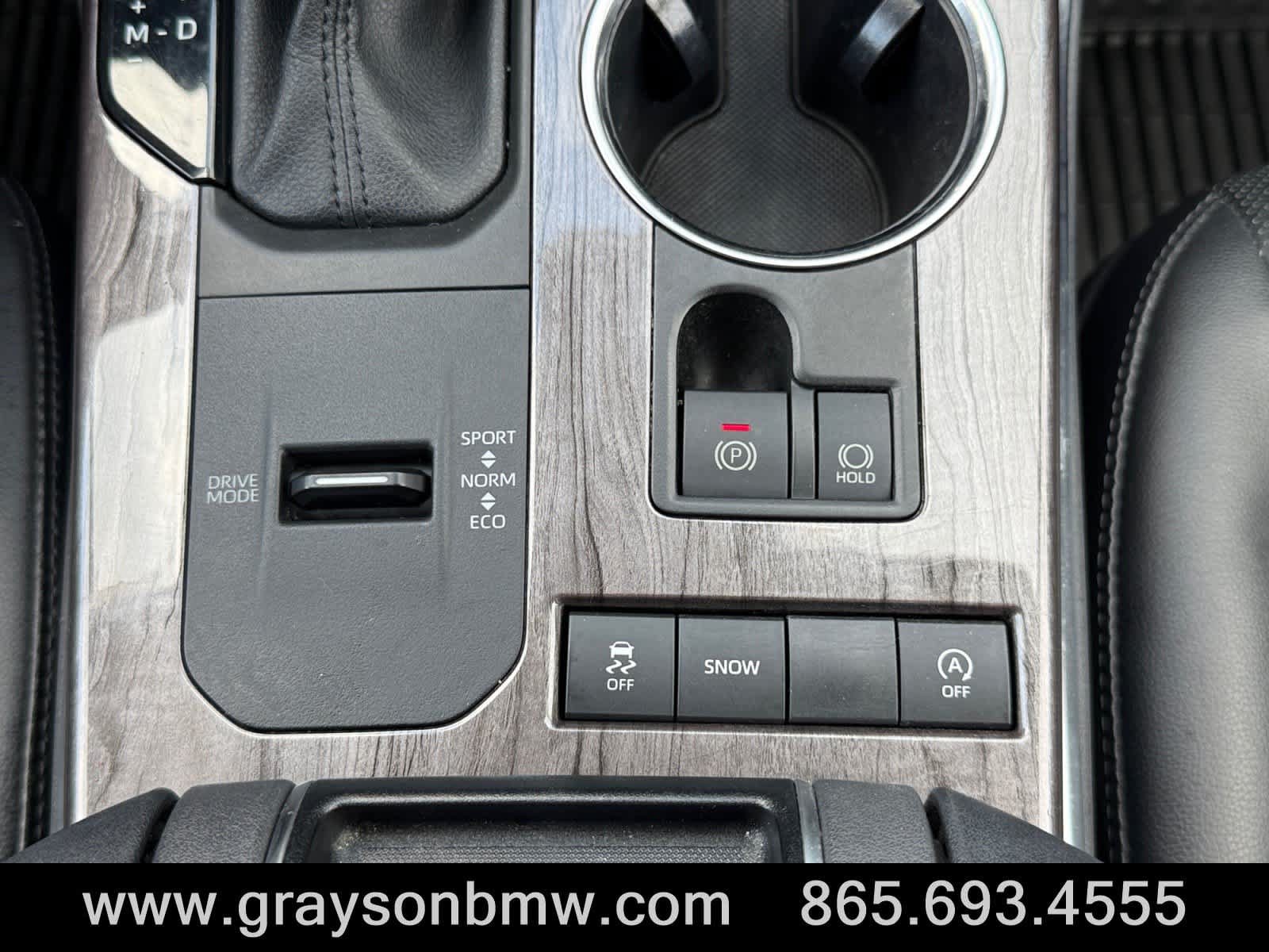 Used 2021 Toyota Highlander Platinum FWD image 30