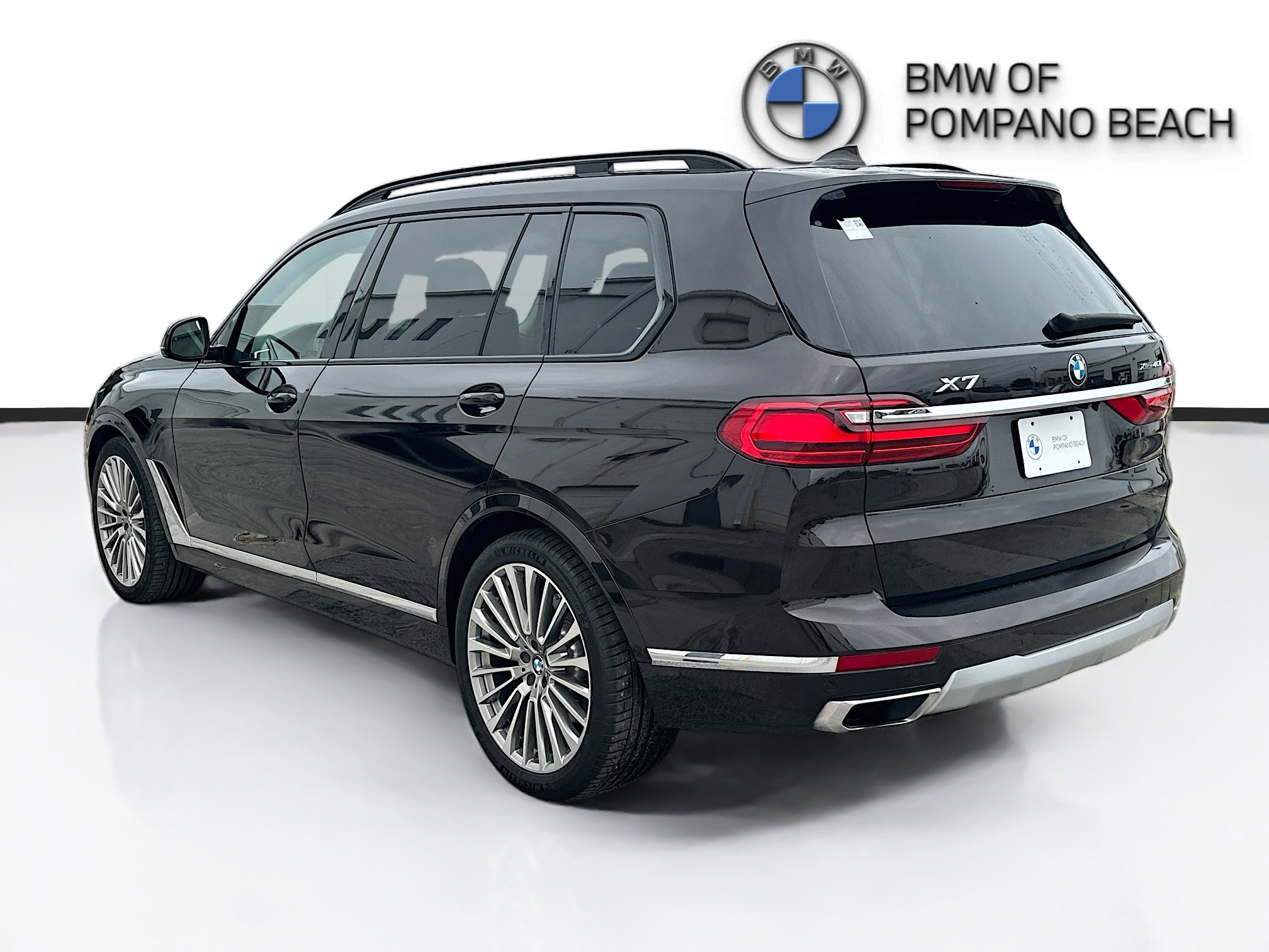 Used 2022 BMW X7 xDrive40i w/ Executive Package image 5