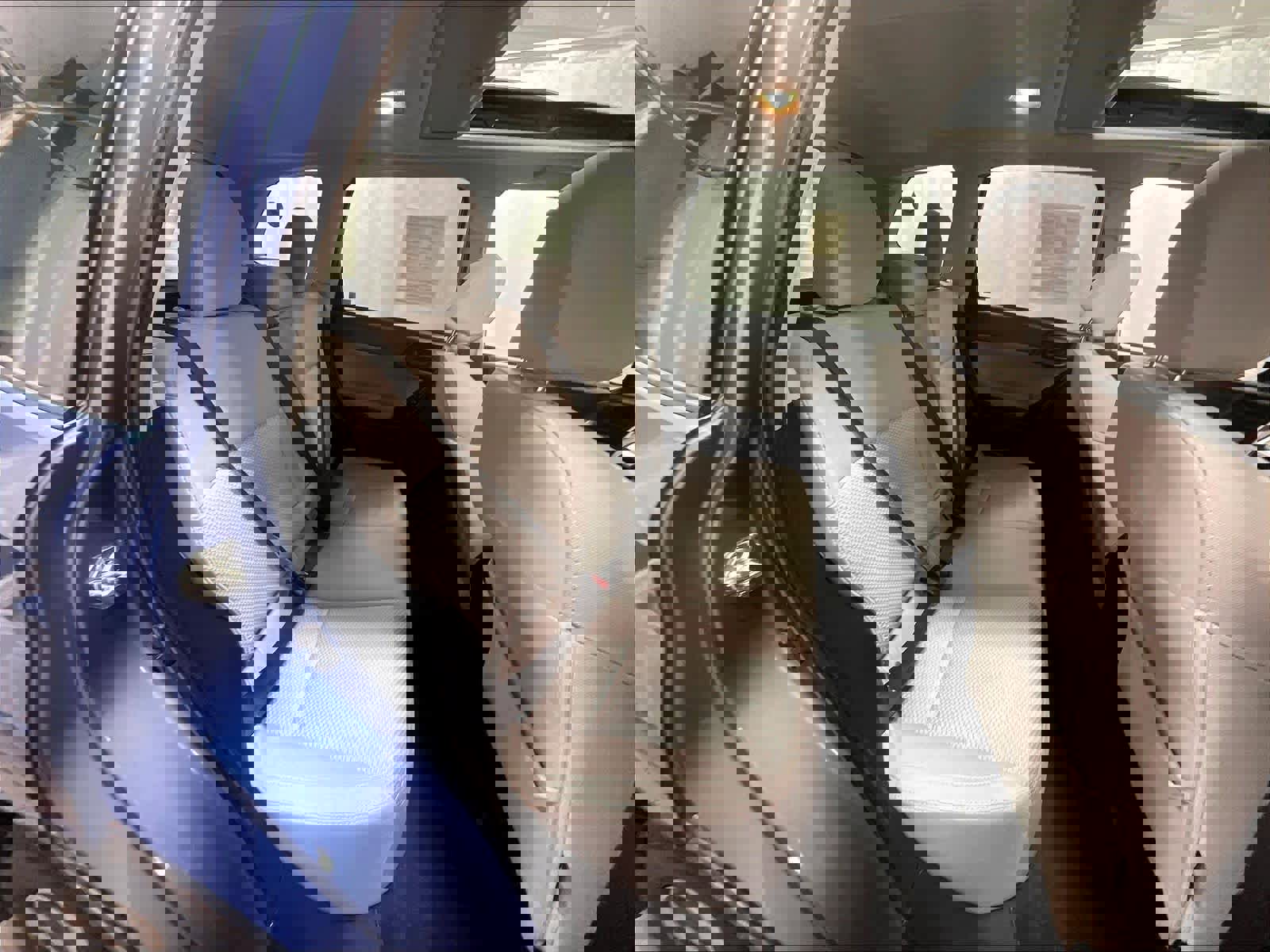 Used 2018 Subaru Forester 2.5i Premium w/ All-Weather Package image 16