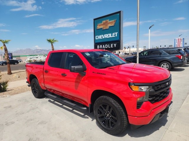 New 2026 Chevrolet Silverado 1500 Custom w/ Turbomax Blackout Package