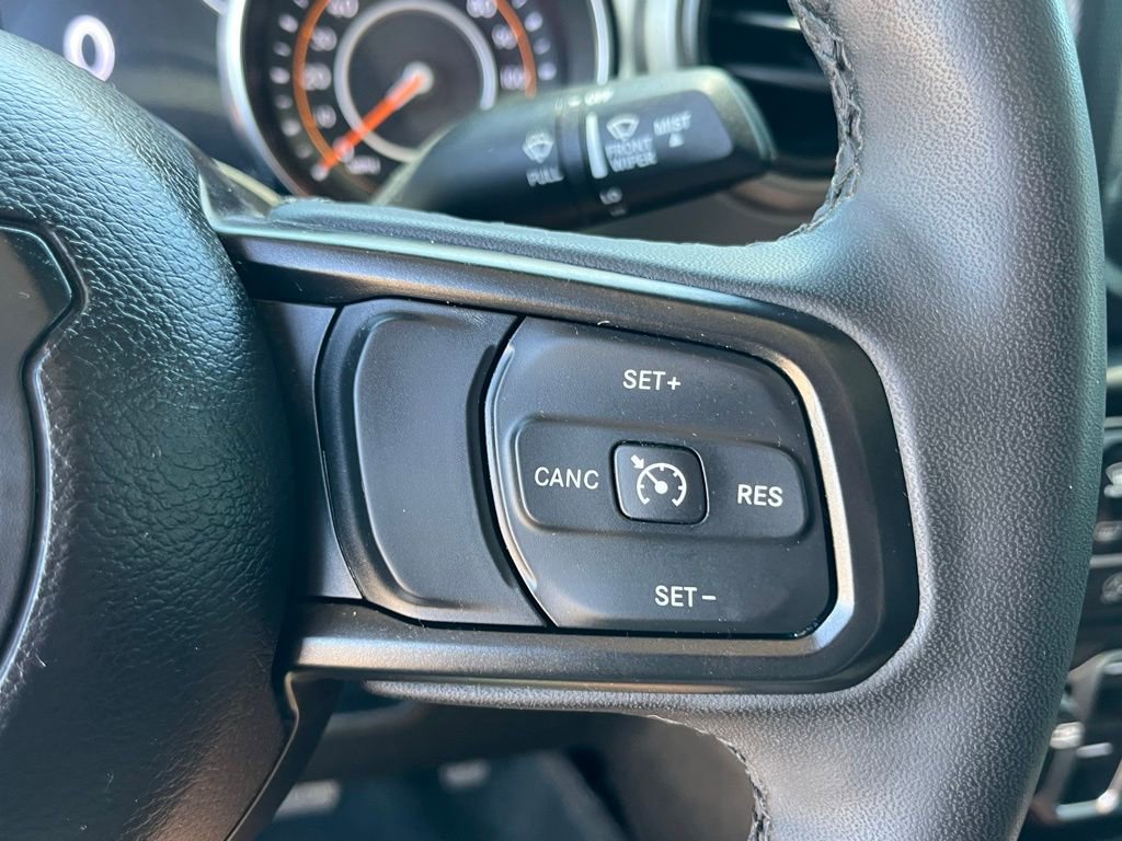 Used 2023 Jeep Gladiator Sport image 31