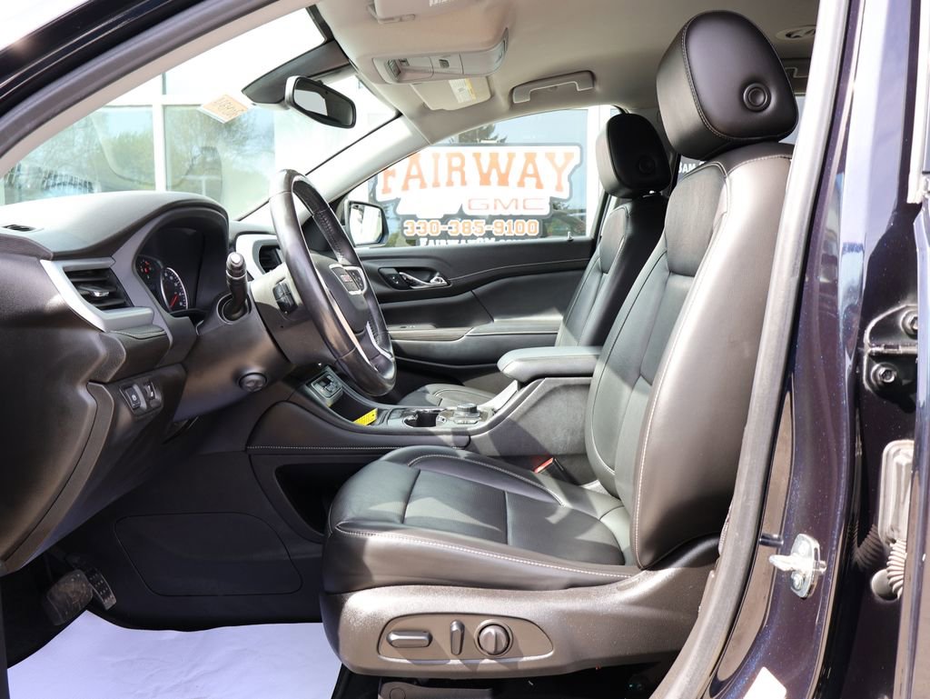 Used 2021 GMC Acadia SLT w/ Elevation Edition AWD/4WD image 12