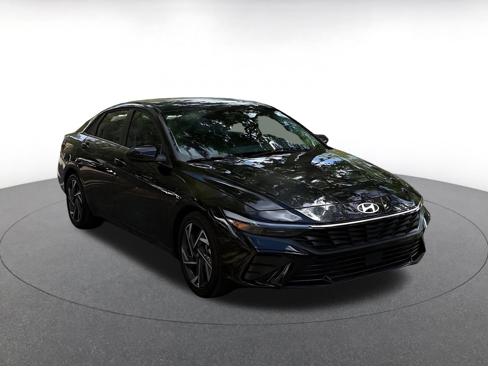 Used 2025 Hyundai Elantra SEL