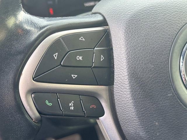 Used 2020 Jeep Grand Cherokee Laredo image 24