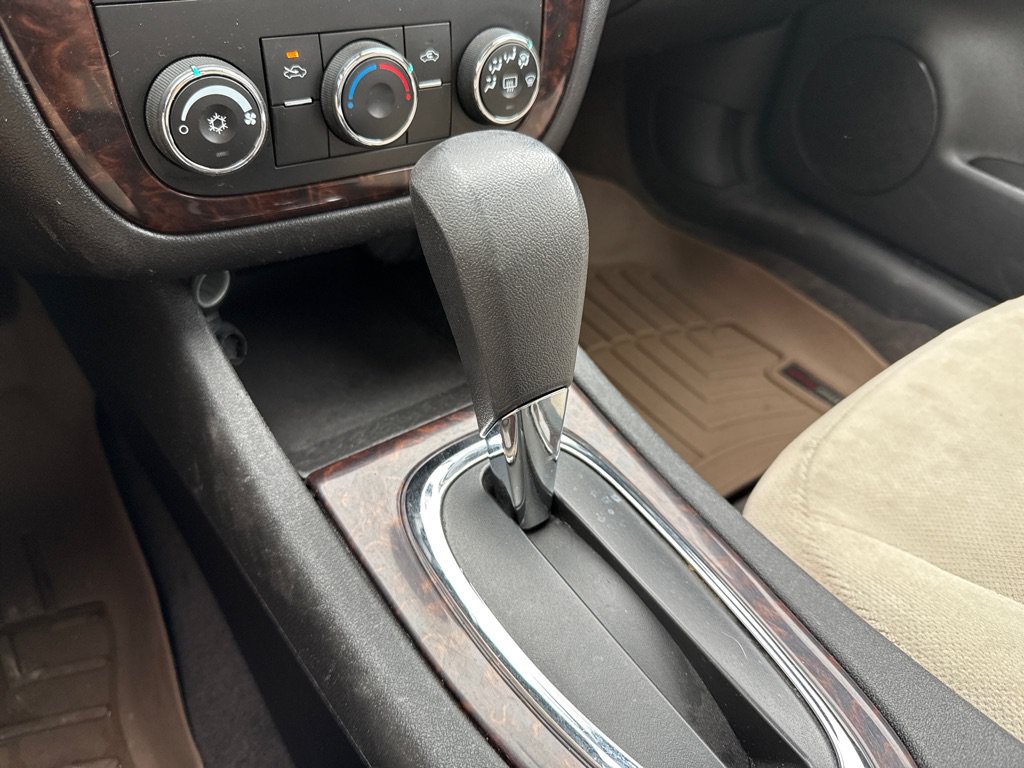 Used 2014 Chevrolet Impala Limited LS FWD image 16