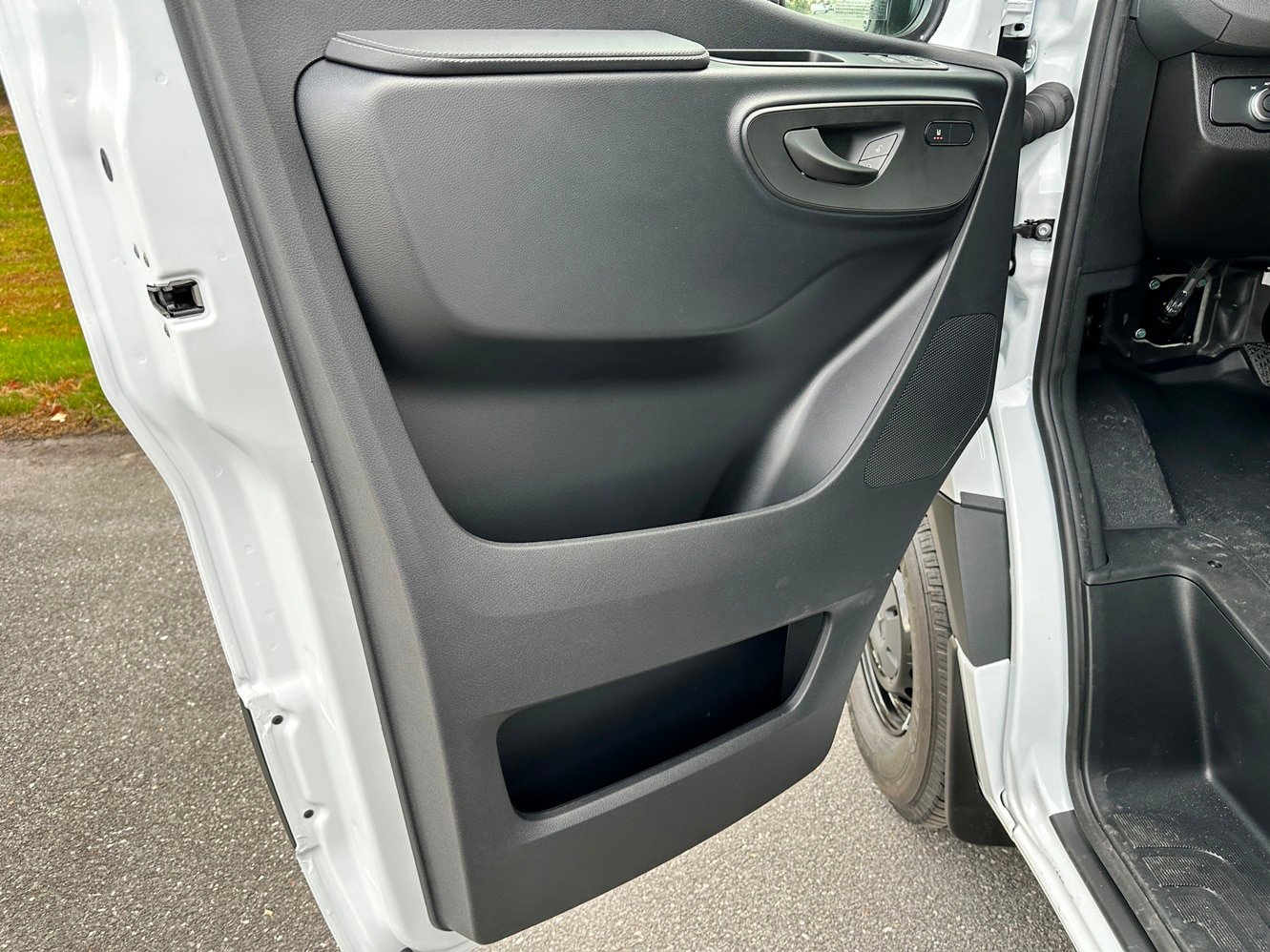 New 2026 Mercedes-Benz Sprinter 2500 image 10