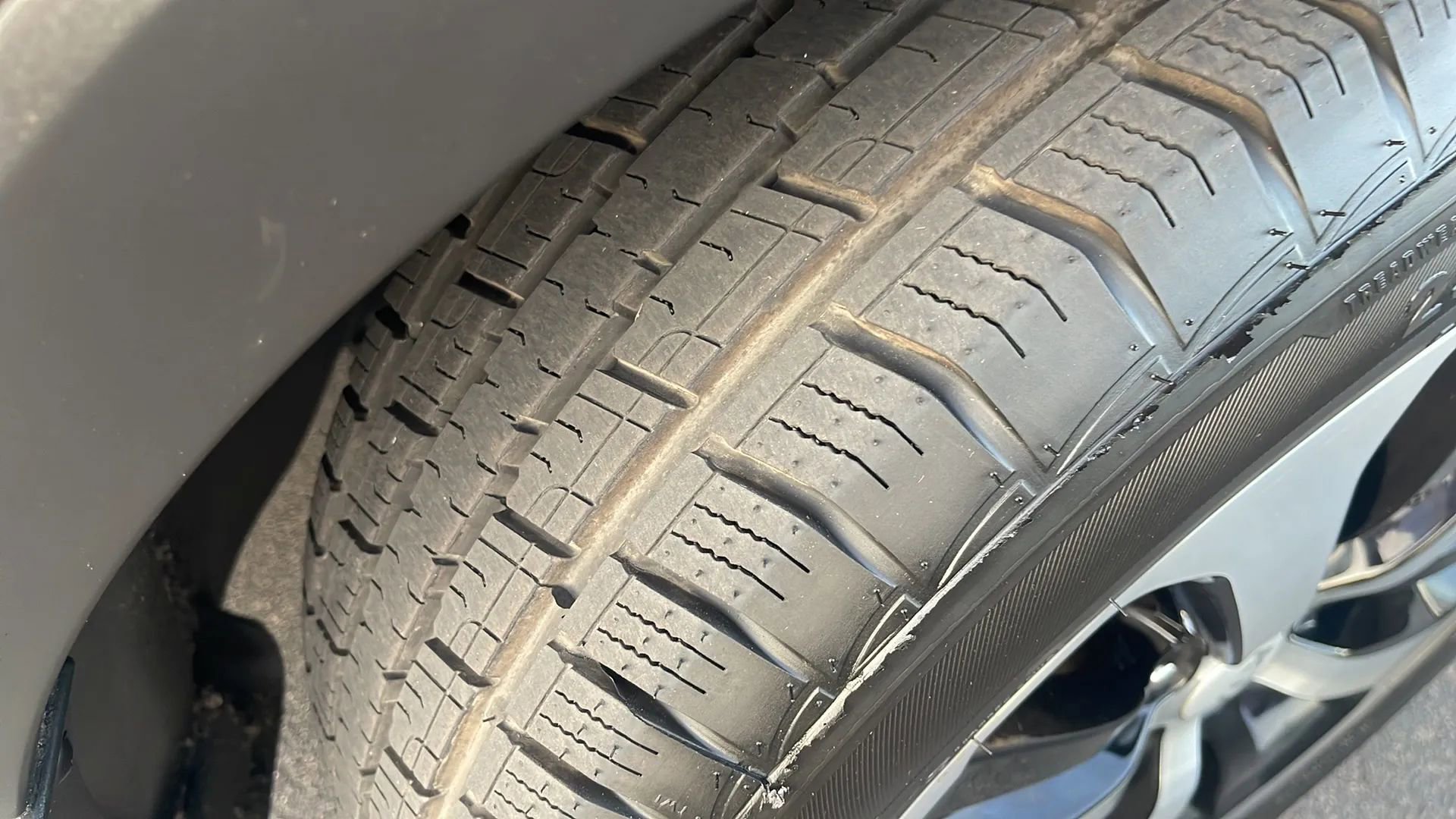 Used 2016 Kia Sorento EX image 32