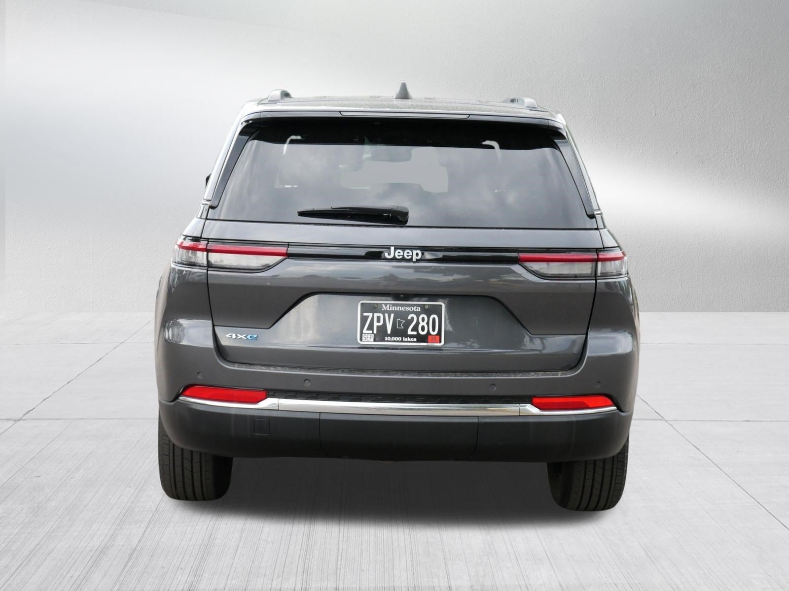Used 2024 Jeep Grand Cherokee Limited 4xe AWD/4WD image 6