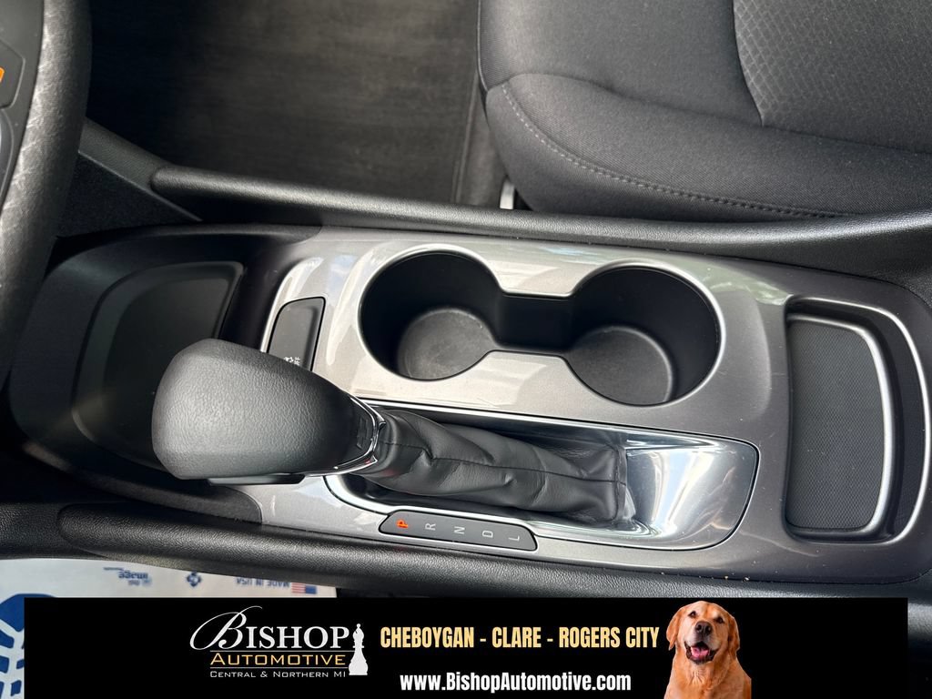 Used 2022 Chevrolet Malibu LS FWD image 19