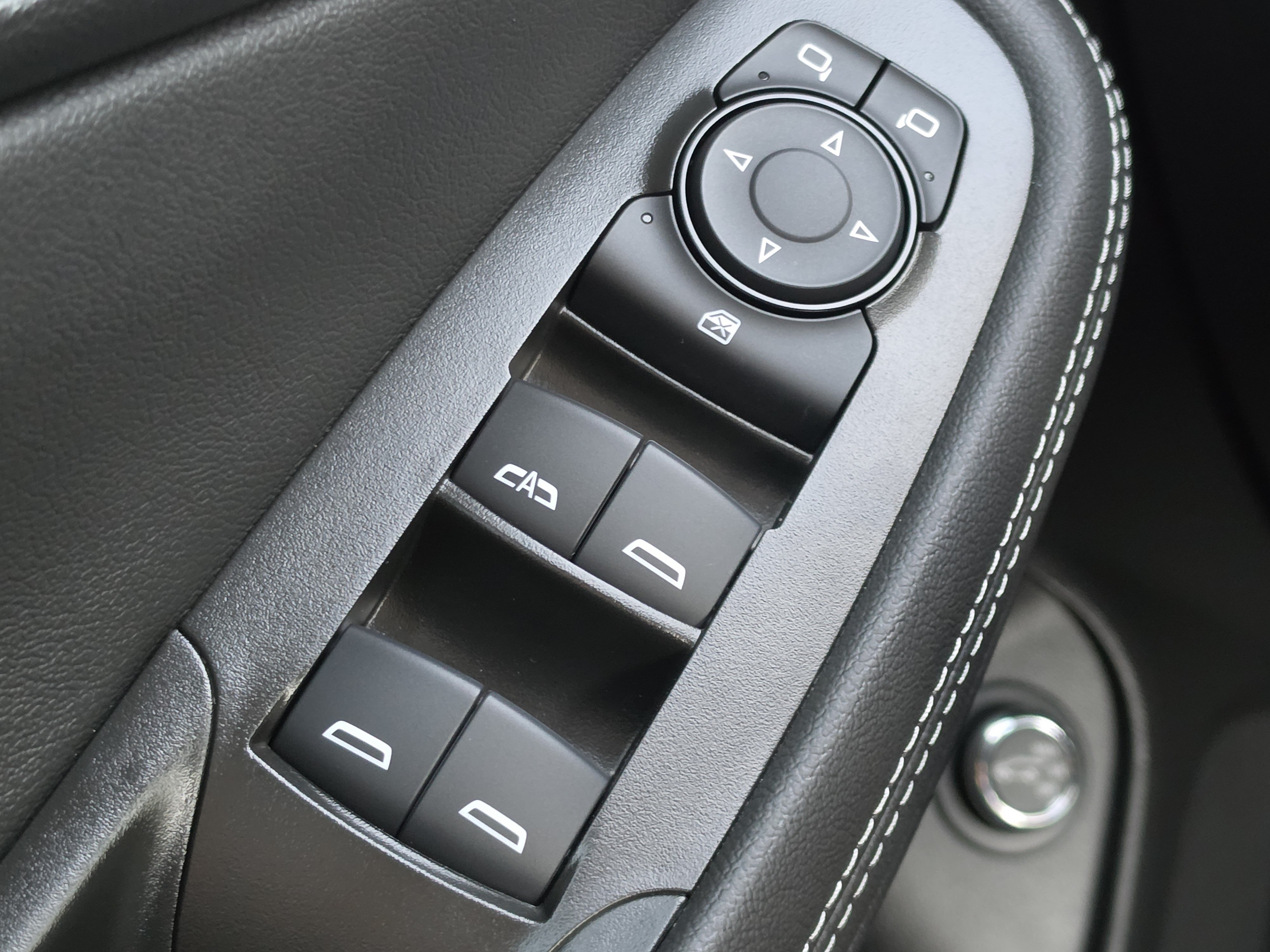 Used 2026 Buick Encore GX Preferred FWD image 11