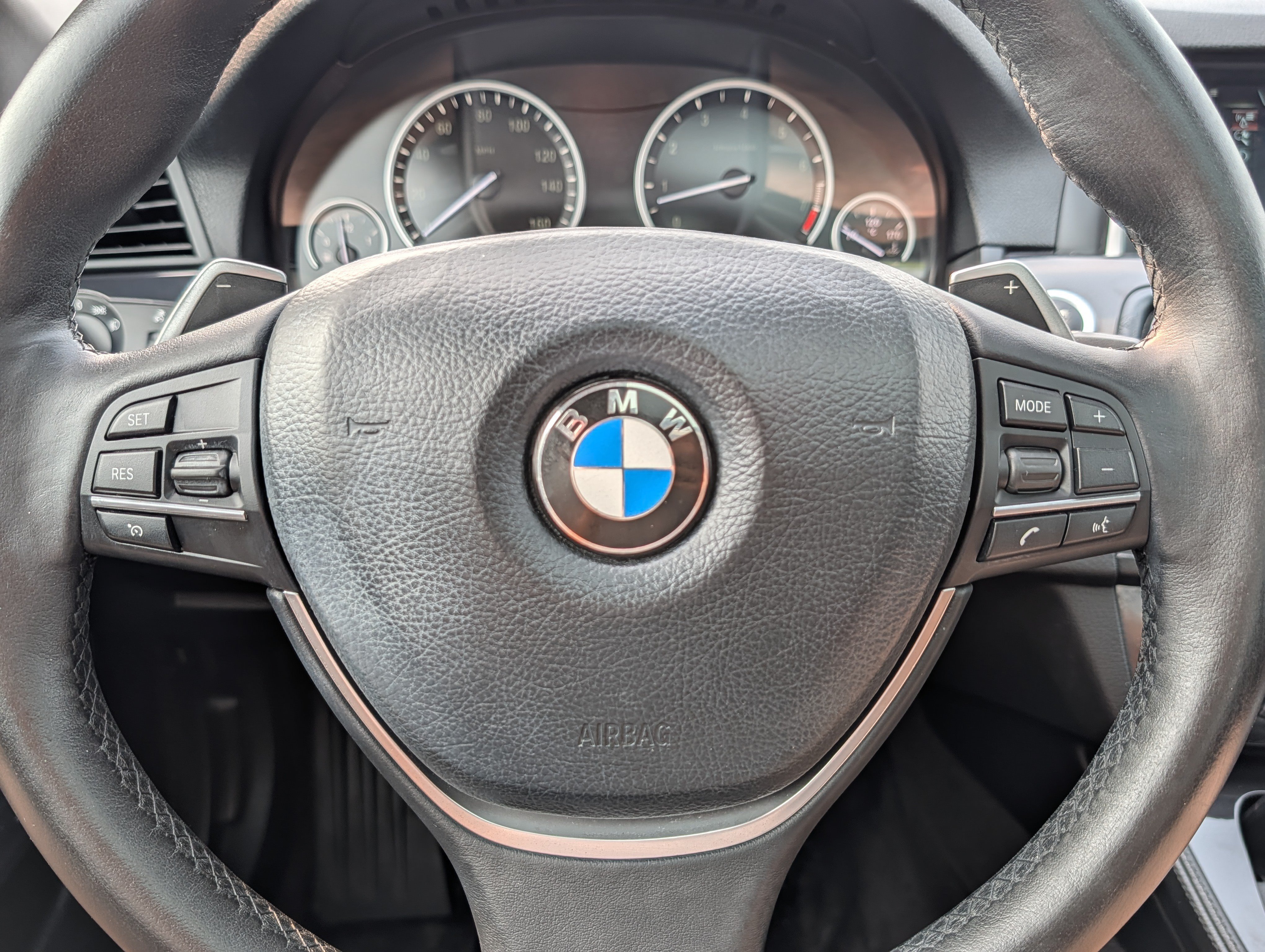 Used 2014 BMW 535i xDrive Sedan AWD/4WD image 25