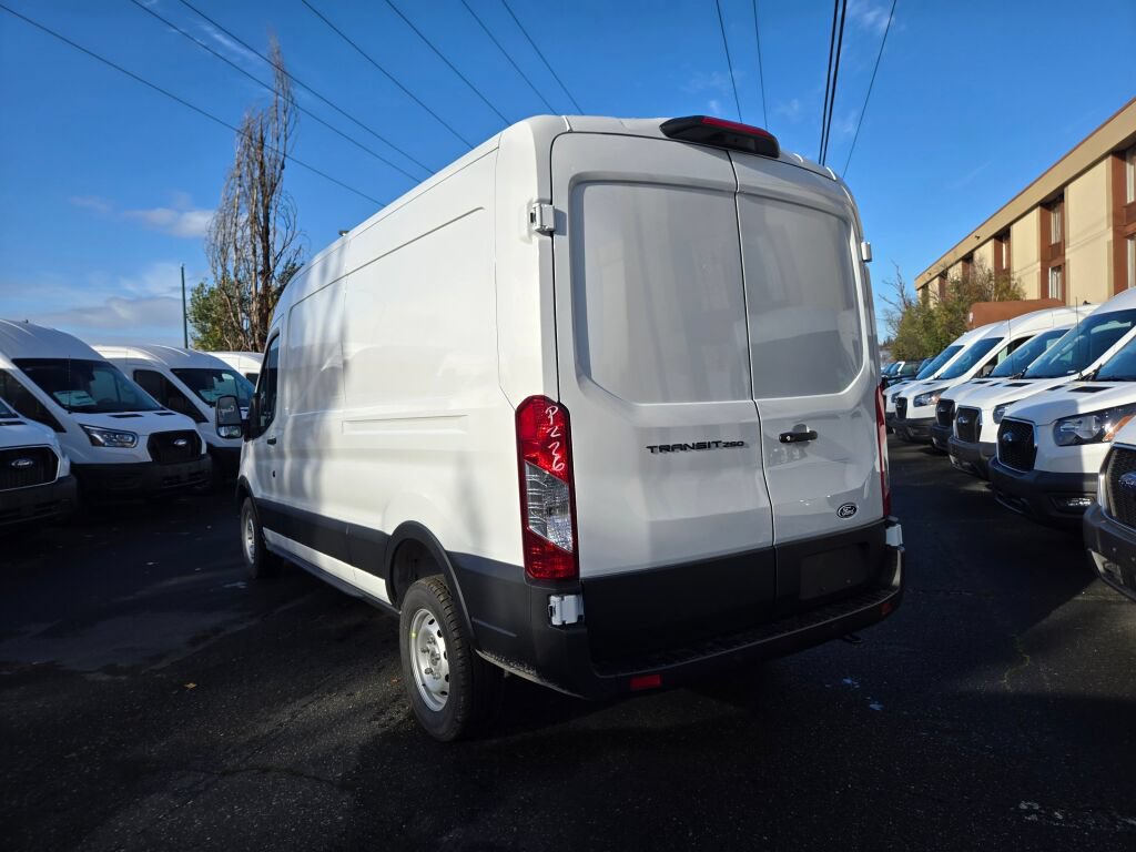 New 2026 Ford Transit 250 148 Medium Roof RWD image 7