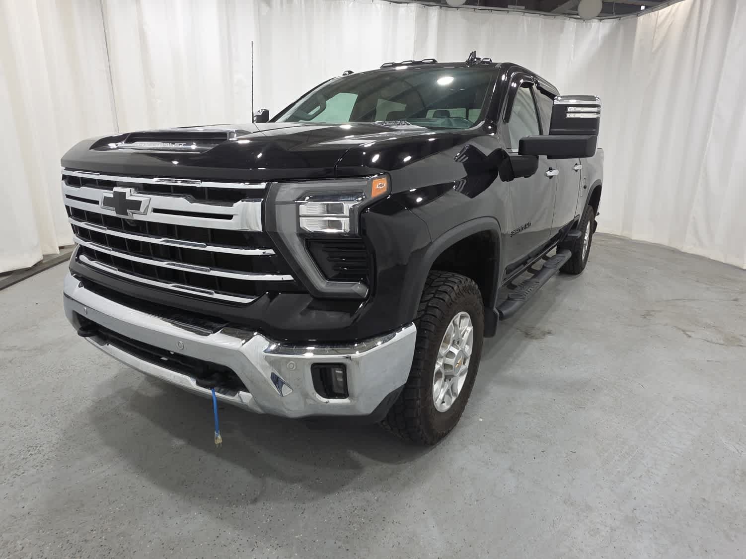 Certified 2024 Chevrolet Silverado 3500 LTZ w/ LTZ Premium Package AWD/4WD image 1