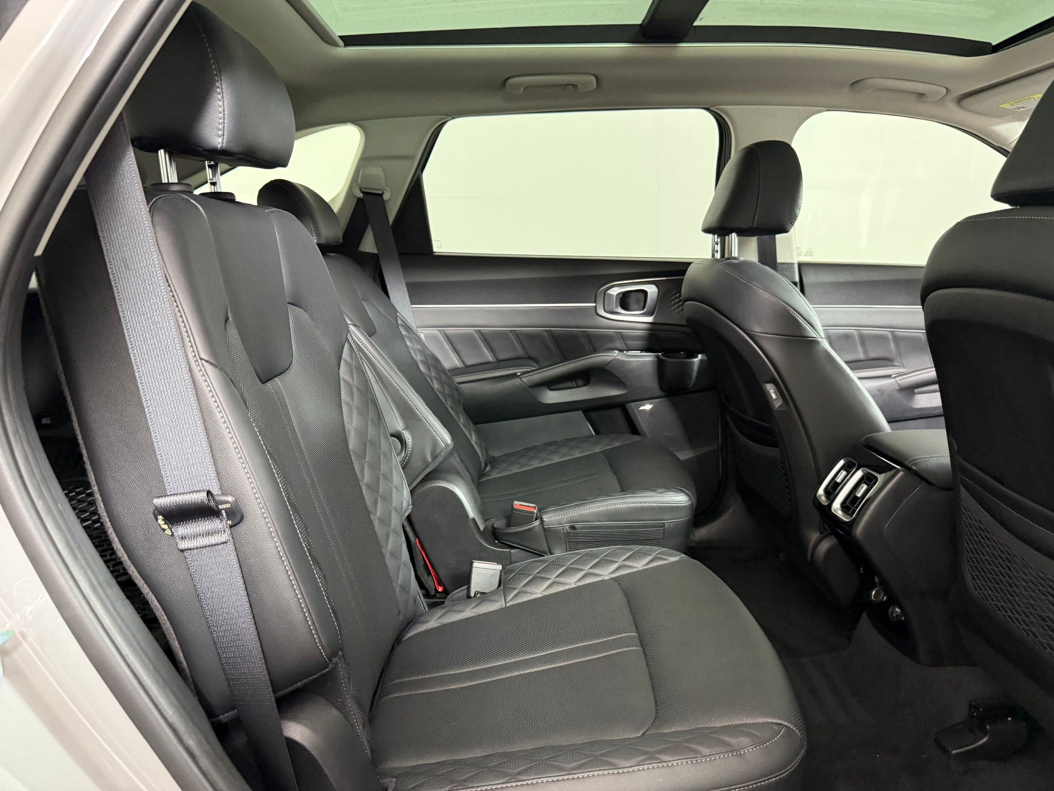 Used 2022 Kia Sorento SX FWD image 27