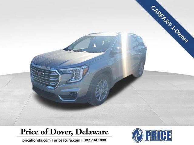 Used 2024 GMC Terrain SLT image 1