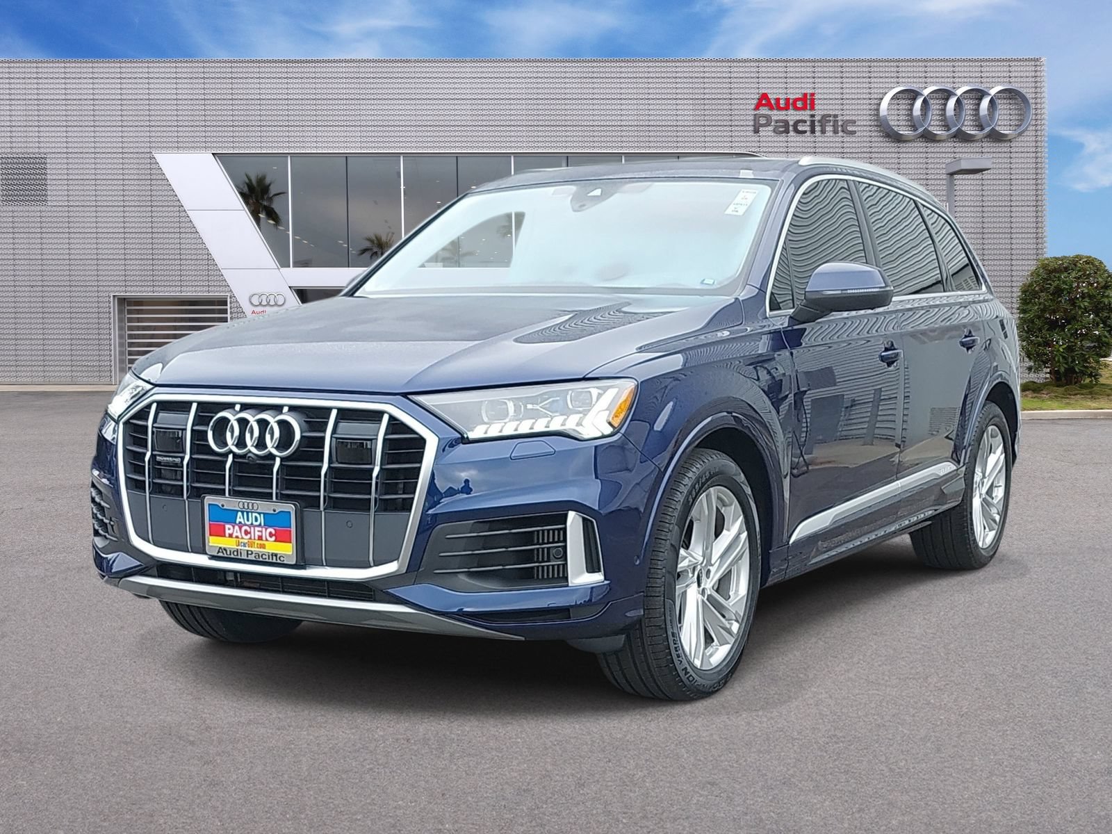 Used 2024 Audi Q7 3.0T Prestige AWD/4WD image 1