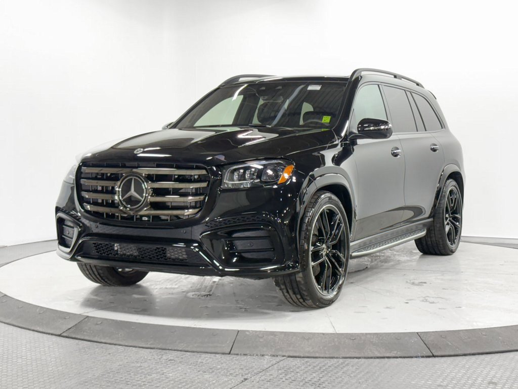 Used 2025 Mercedes-Benz GLS 580 4MATIC image 3