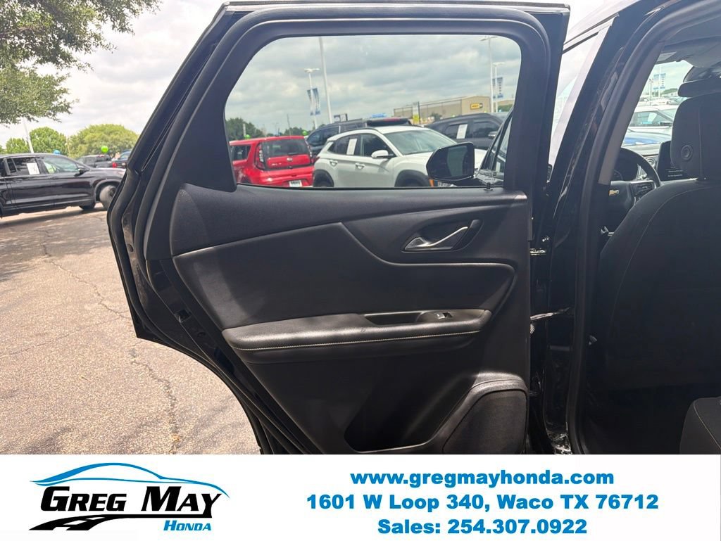 Used 2023 Chevrolet Blazer LT FWD image 23