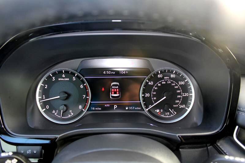 Used 2025 INFINITI QX60 Pure image 32