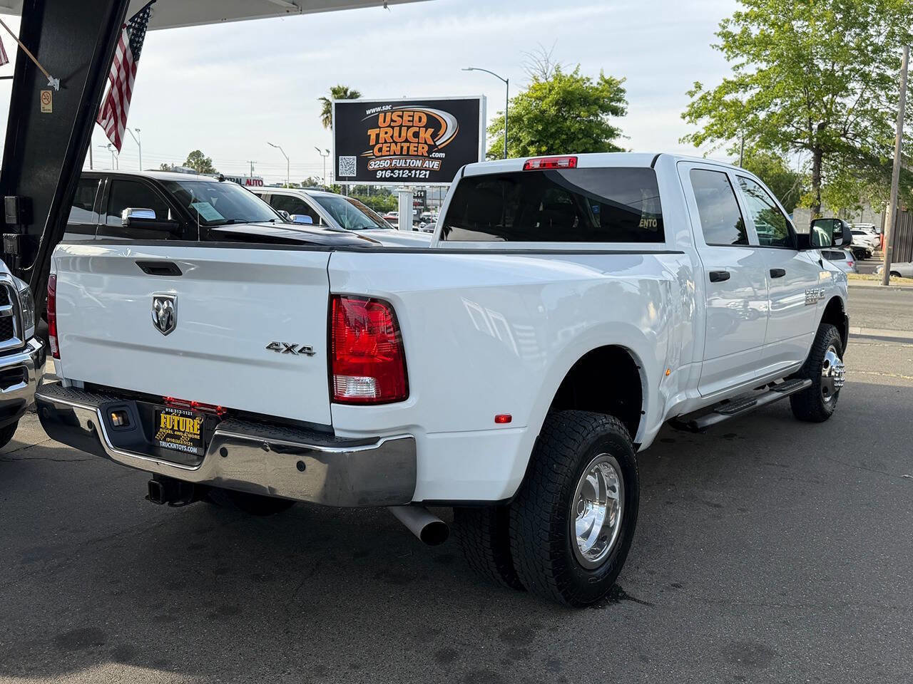 Used 2016 RAM 3500 Tradesman w/ Chrome Appearance Group image 57