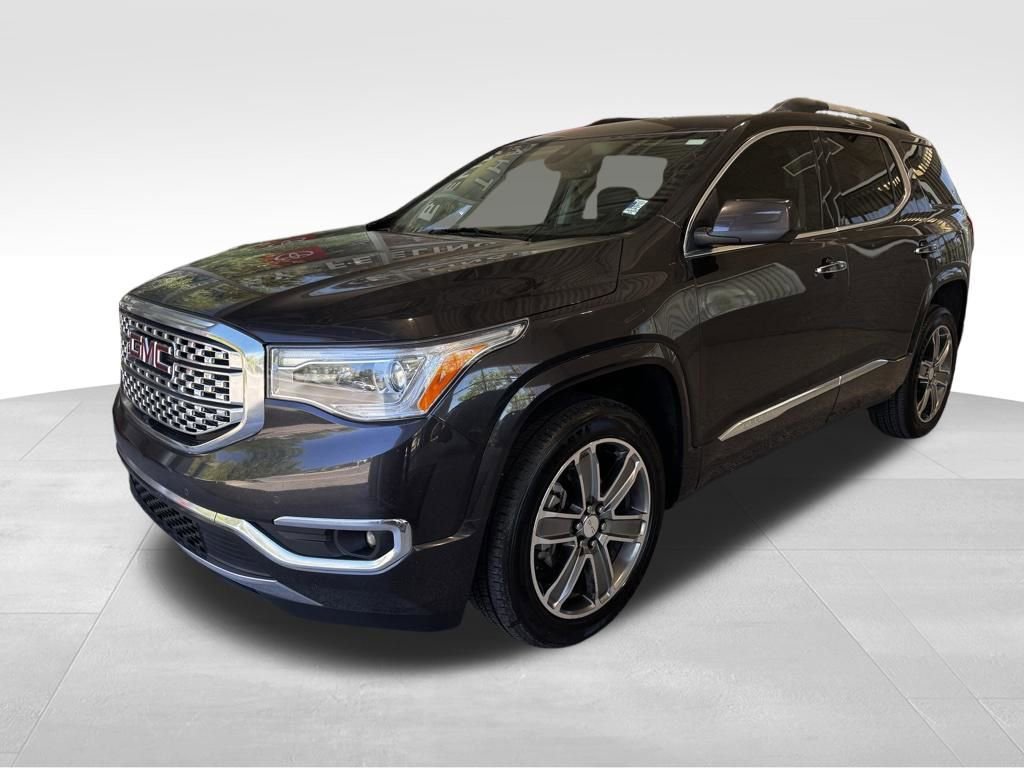Used 2017 GMC Acadia Denali w/ Technology Package FWD image 2