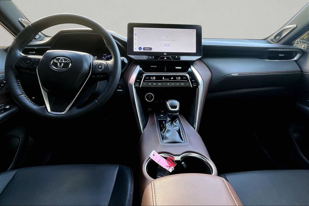 Used 2024 Toyota Venza Limited AWD/4WD image 8
