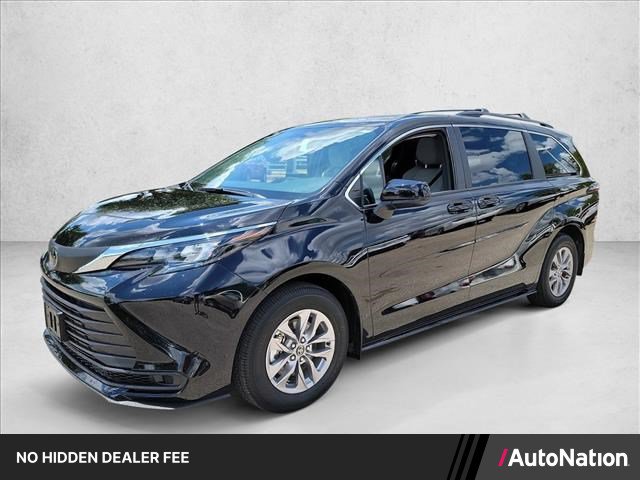 Used 2026 Toyota Sienna LE FWD video 1