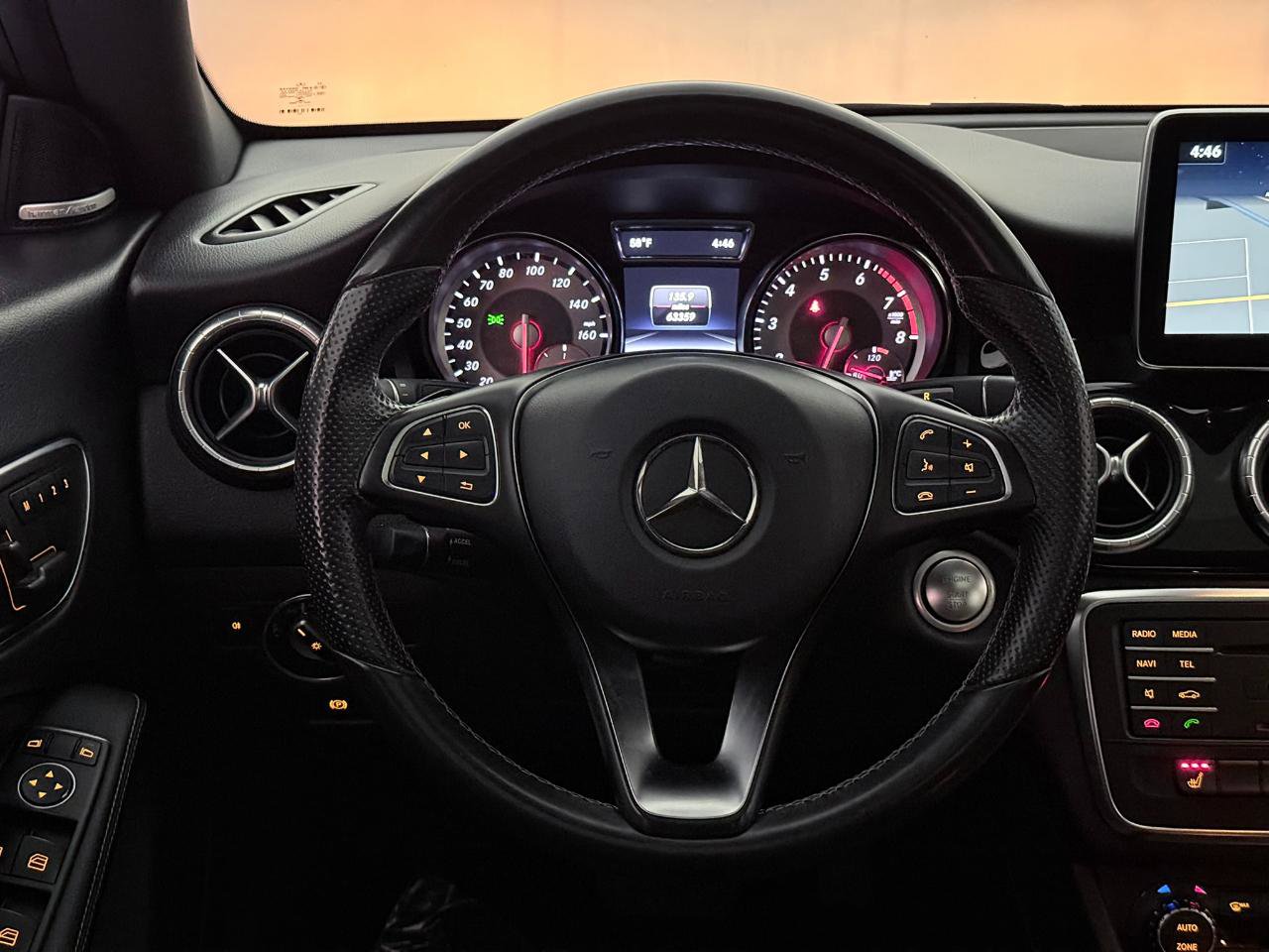 Used 2015 Mercedes-Benz CLA 250 4MATIC image 31