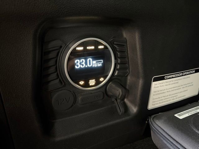 Used 2025 Lexus GX 550 AWD/4WD image 13