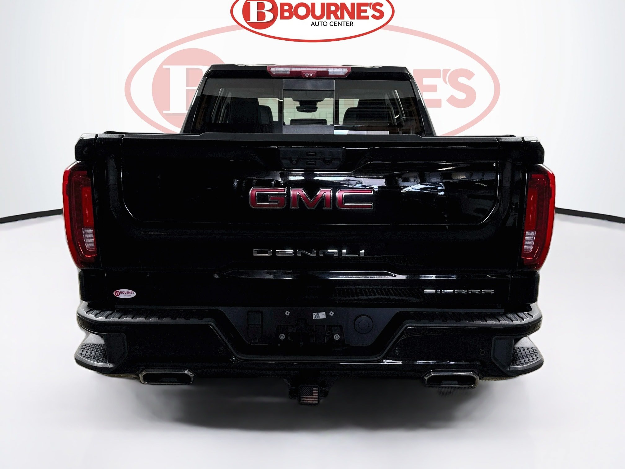 Used 2023 GMC Sierra 1500 Denali w/ Technology Package AWD/4WD image 11