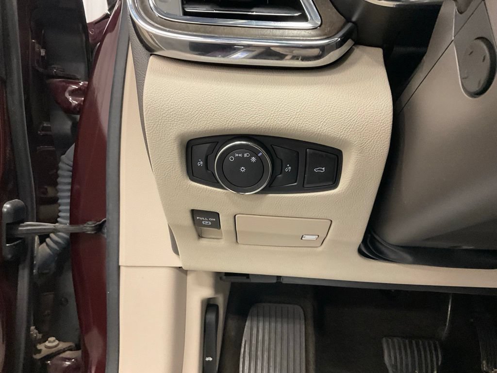 Used 2018 Lincoln Continental Reserve w/ Rear-seat Package AWD/4WD image 20