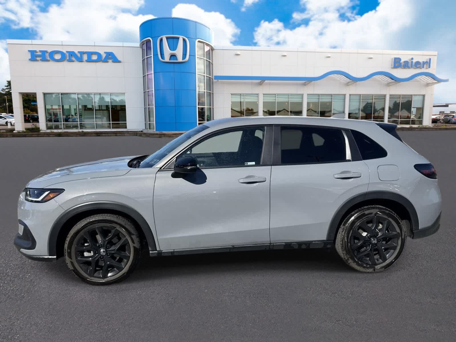 Used 2024 Honda HR-V Sport image 2