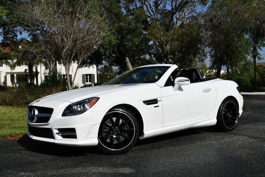 Used 2015 Mercedes-Benz SLK 350 image 20