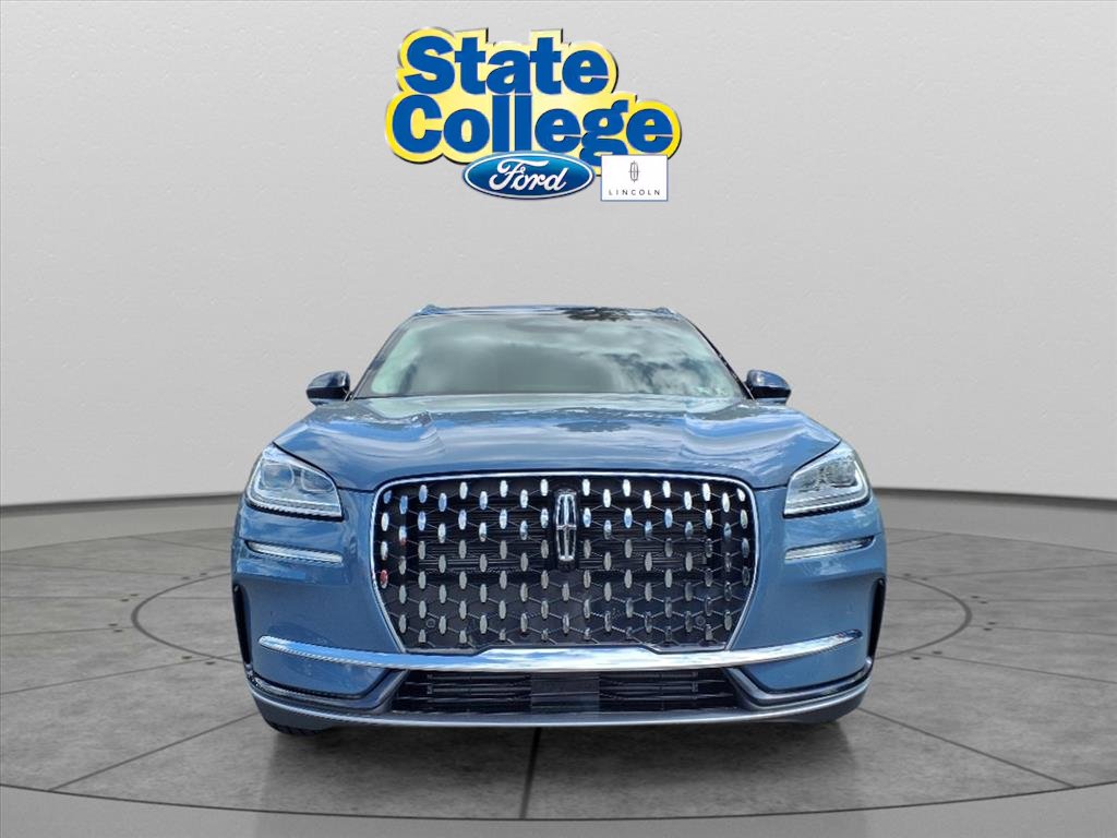 Used 2024 Lincoln Corsair Reserve w/ Equipment Group 201A image 2