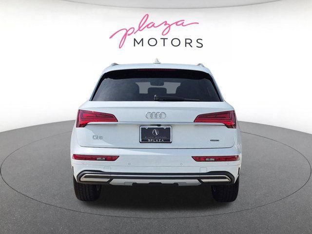 Used 2023 Audi Q5 2.0T Premium w/ Convenience Package AWD/4WD image 6