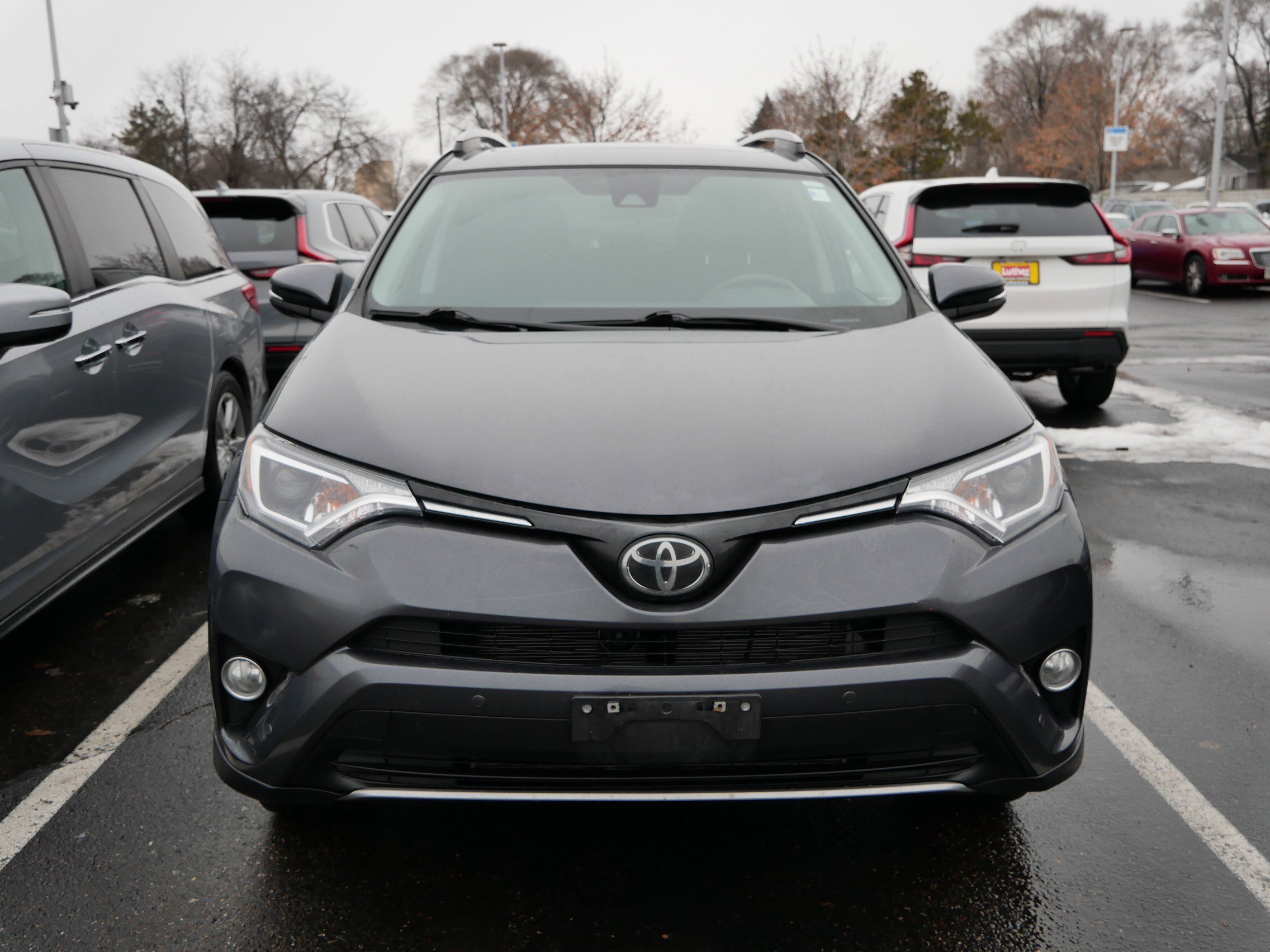 Used 2018 Toyota RAV4 XLE video 2