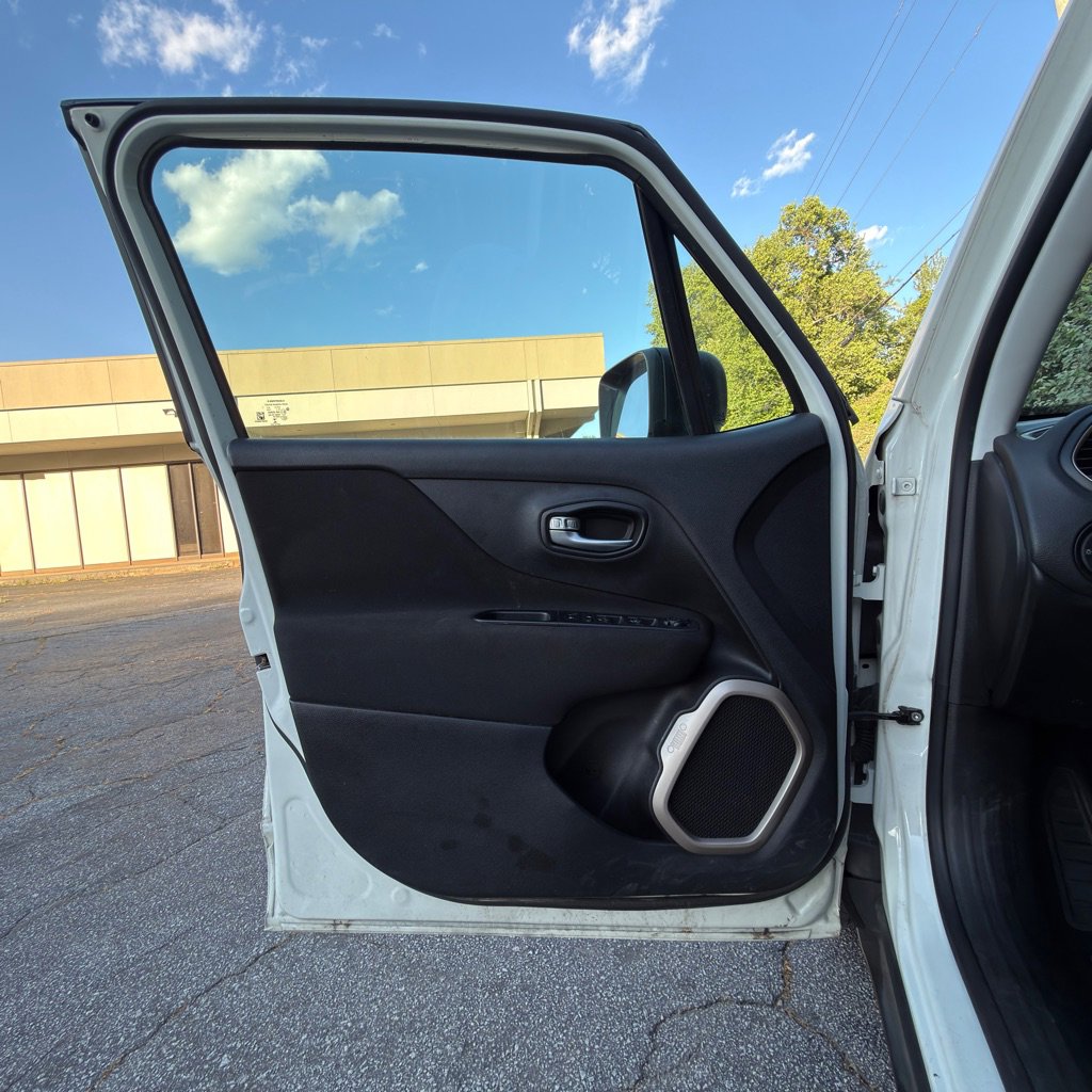 Used 2017 Jeep Renegade Sport w/ Power & Air Group FWD image 10
