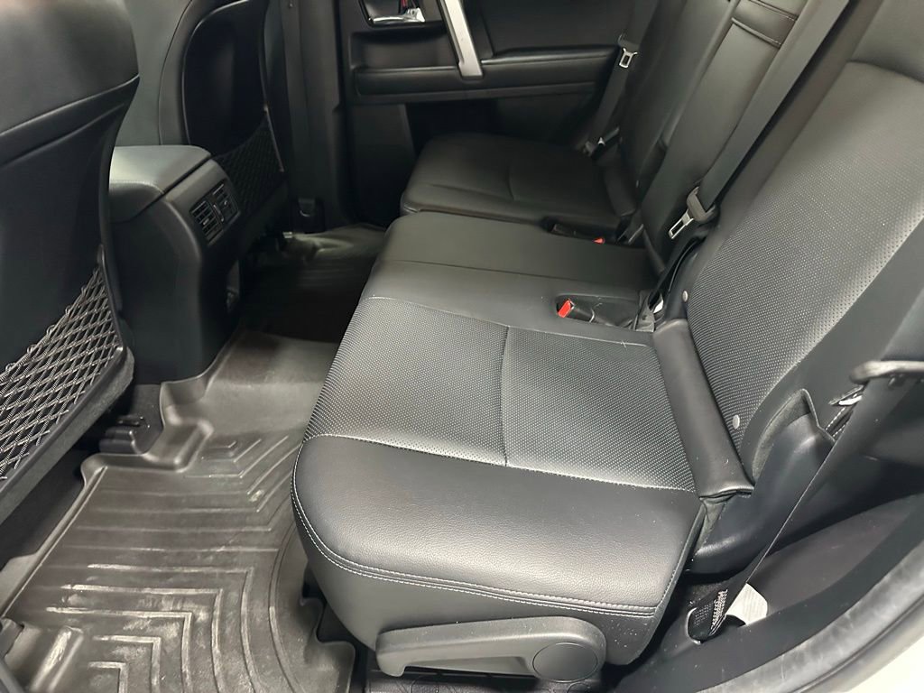 Used 2020 Toyota 4Runner Limited AWD/4WD image 42